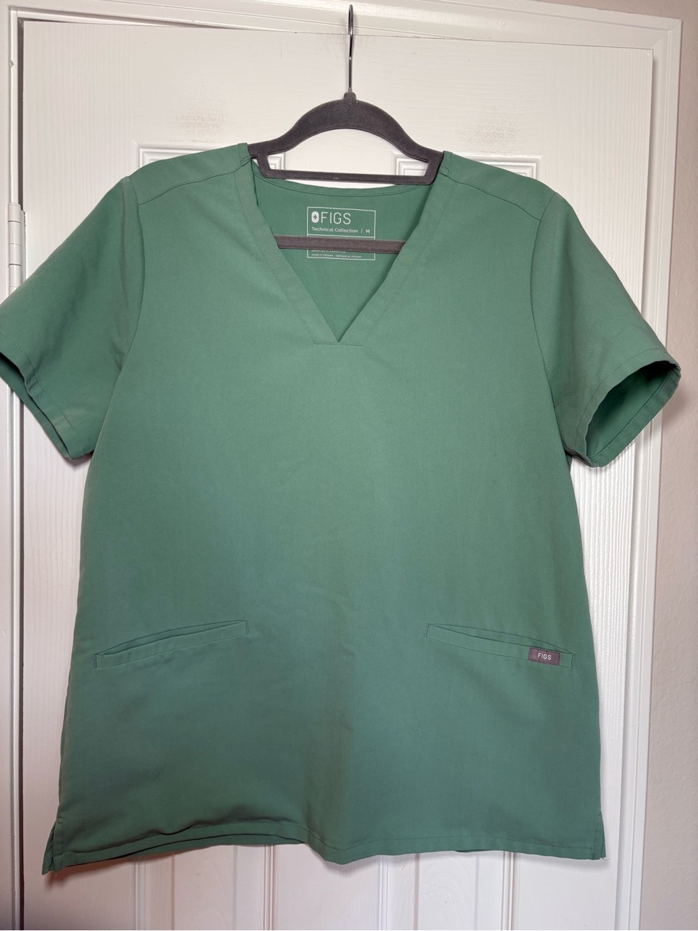 FIGS Casma Scrub Top Jade Green Women’s Medium